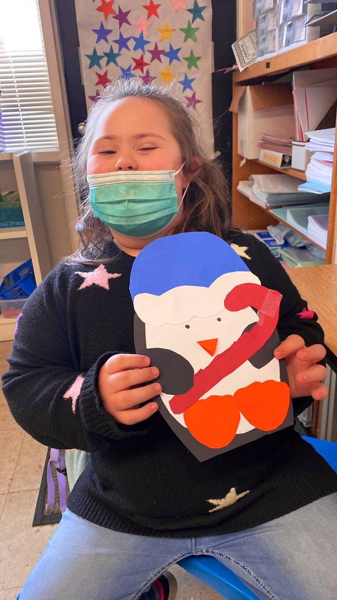 EmbraceDownSyn's tweet photo. #FridayFeeling! She got to put together her own penguin &amp; wrote her name all by herself. GO KALEEIAH!  

Comment your loved ones arts &amp; crafts below. We would love to see them! ↙️⬇️↘️ #inclusion #t21 #downsyndrome #artsandcrafts #SpecialEducation #downrightperfect 💙💛🥲 https://t.co/WbcvyYiMPC