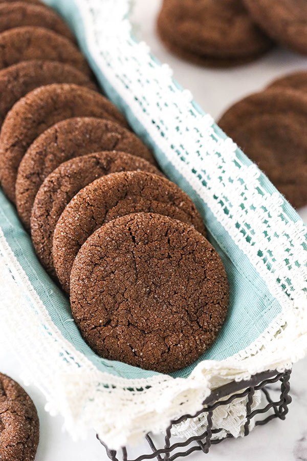 JoelleEmbres's tweet photo. These chocolate #cookies might become part of your #dessert routine.  https://t.co/RzuQIroRtt https://t.co/dcabvFFQO5