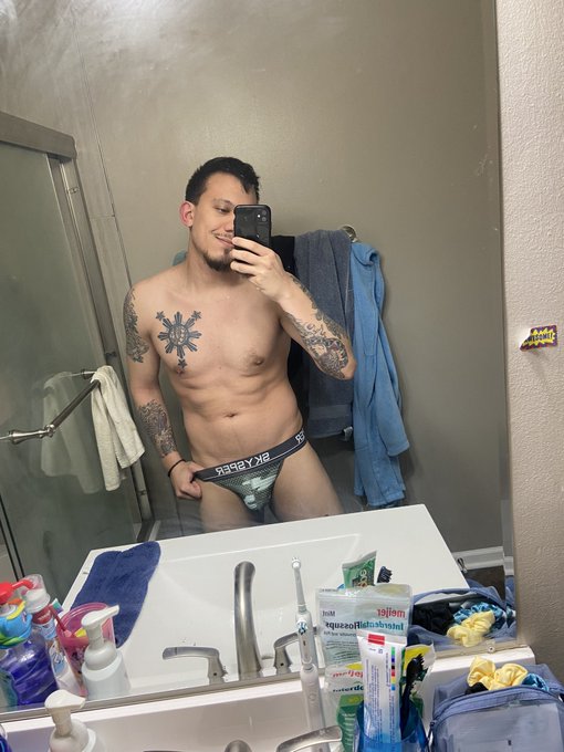 1 pic. Jocks are my favorite ? #onlyfanscreators #contentcreation #BIBOYS #jockstrapped #chaturbate https://t