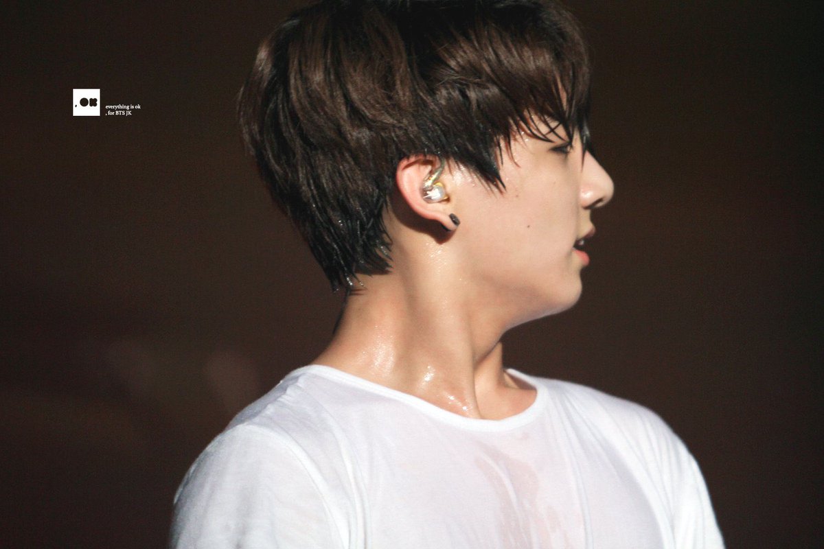 KookRepublic's tweet photo. The longer you hang in there, the greater the chance that something will happen in your favor. No matter how hard it seems, the longer you persist, the more likely your success.
— Jack Canfield

#JK 📷: @OK_JUNGKOOK_NET 

#MAMAVOTE  #BTS  @BTS_twt https://t.co/82BbSCjcTZ