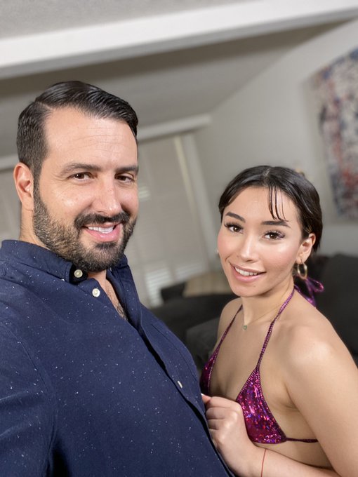 Great scene with @AriaLeexxx today for @bjraw_ https://t.co/xubNKaMgXK<a class="tags" target="_blank" title="On Twitter" href="/?out=eyJ0eXAiOiJKV1QiLCJhbGciOiJIUzUxMiJ9.eyJpYXQiOjE3MjE3MDAwNjUsImlzcyI6InR3cG9ybnN0YXJzLmNvbSIsIm5iZiI6MTcyMTcwMDA2NSwiZXhwIjoxNzUzMjM2MDY1LCJyZWRpcmVjdF91cmwiOiJodHRwczovL3R3aXR0ZXIuY29tL0FyaWFMZWV4eHgifQ.H16oghJoEoNOQv-IWF5-ryIcZ_mCbjdxa3fxYRM8SsPub1GClq4-pgzJKa98-effJxQKa7GxNIHbT4f1GqxQ6w">@AriaLeexxx</a><a class="tags" target="_blank" title="On Twitter" href="/?out=eyJ0eXAiOiJKV1QiLCJhbGciOiJIUzUxMiJ9.eyJpYXQiOjE3MjE3MDAwNjUsImlzcyI6InR3cG9ybnN0YXJzLmNvbSIsIm5iZiI6MTcyMTcwMDA2NSwiZXhwIjoxNzUzMjM2MDY1LCJyZWRpcmVjdF91cmwiOiJodHRwczovL3R3aXR0ZXIuY29tL2JqcmF3XyJ9.fY6WwZb-ZXLUjg2GHG0fi4uiMH1fnhiuw-b9MrbO2CI2DrEzUWHAibWzmT2mD9N_XfYxsFEbd39uEME9NZxkdg">@bjraw_</a><a href="/tag/mvsales"class="tags"><span>#mvsales</span></a><a href="/tag/mvboys"class="tags"><span>#mvboys</span></a>