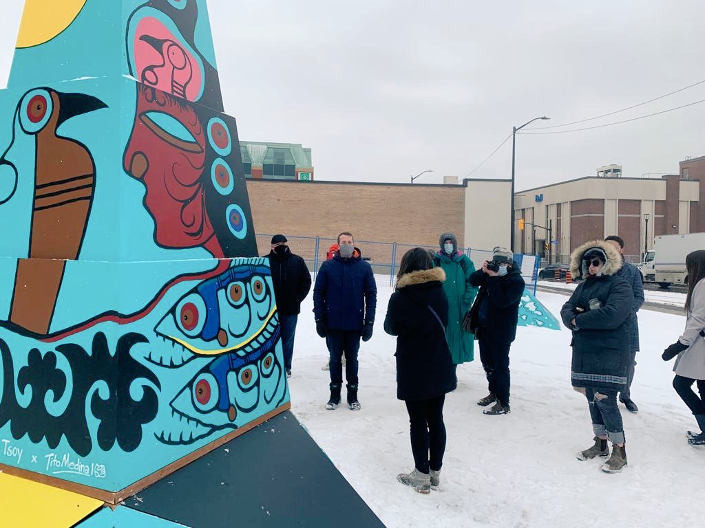 MathieuFleury's tweet photo. The power of Art.
New artwork at Regional site on #MTLrd by artists Mark Seabrook, Kseniya Tsoi and Tito Medina.
This piece is a beautiful collaboration that represents diversity in our City. https://t.co/tSqlMbINP3