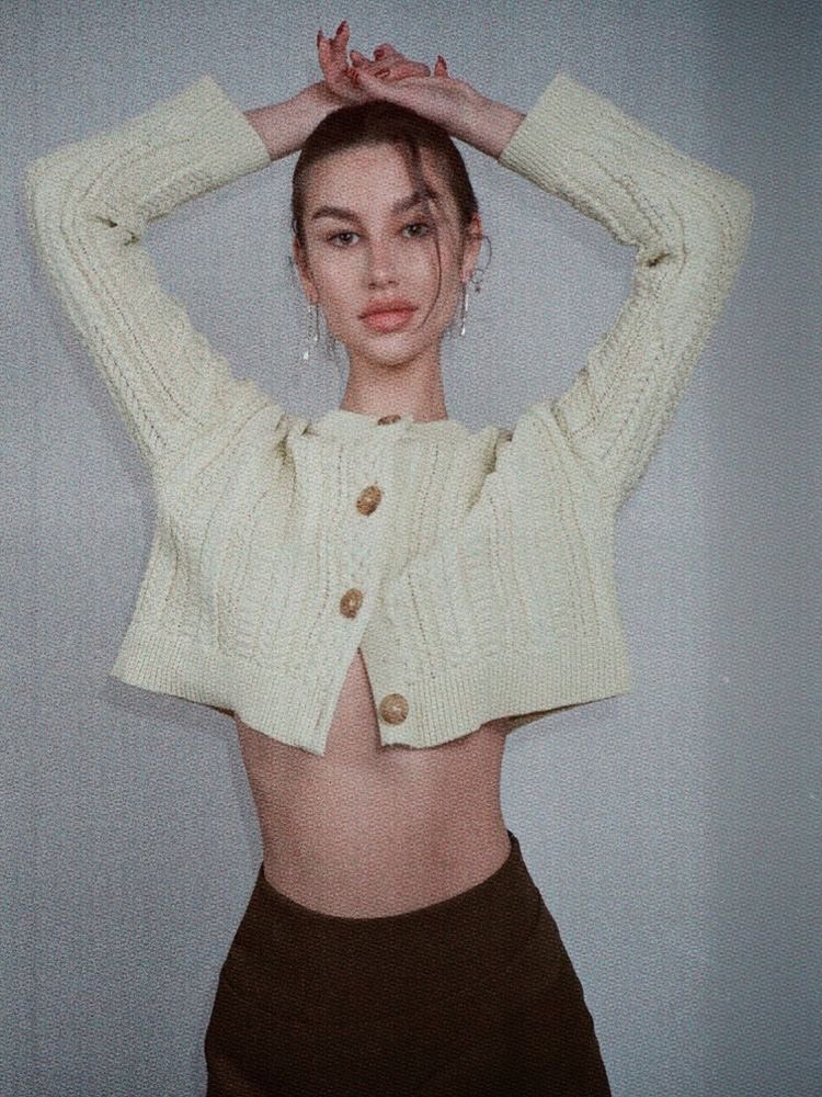 big hips, tiny waist