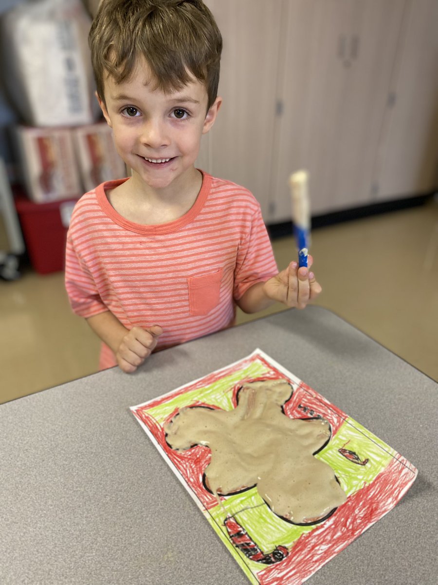 jamielynyo's tweet photo. A little mixture to whip up our own type of Gingerbread Man! #shavingcreampuffypaint @striblingstars #WeareStribling #STARKEY https://t.co/brfJZutxxs