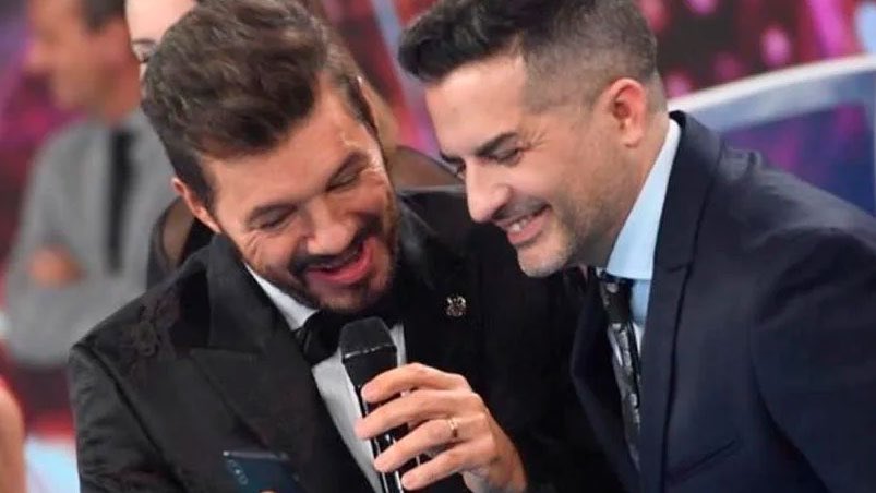 AngeldebritoOk's tweet photo. Después de 15 años, me despido de #Showmatch 

Gracias por todo el cariño, respeto y confianza @cuervotinelli te quiero!

No lo puedo creer! Se me pasaron volando! https://t.co/NKai2eDghm