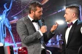 AngeldebritoOk's tweet photo. Después de 15 años, me despido de #Showmatch 

Gracias por todo el cariño, respeto y confianza @cuervotinelli te quiero!

No lo puedo creer! Se me pasaron volando! https://t.co/NKai2eDghm