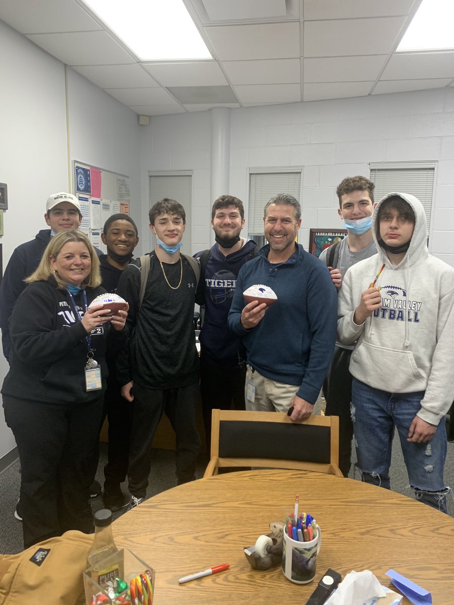 CoachElsasser's tweet photo. Thanks to the PV TD Club we are able to start the new tradition of teacher appreciations this coming fall. To get an early start players want to thank Dr. Sepe and Mr. Mello for your continued support! #pvpride https://t.co/aWEY8cNqVJ