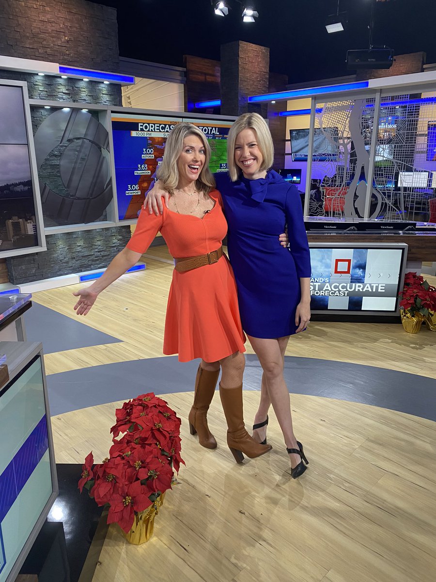 Look who’s making an appearance on <a href="/KOINNews/">KOIN News</a> tonight! <a href="/SallyHeartprint/">Sally Showman</a>