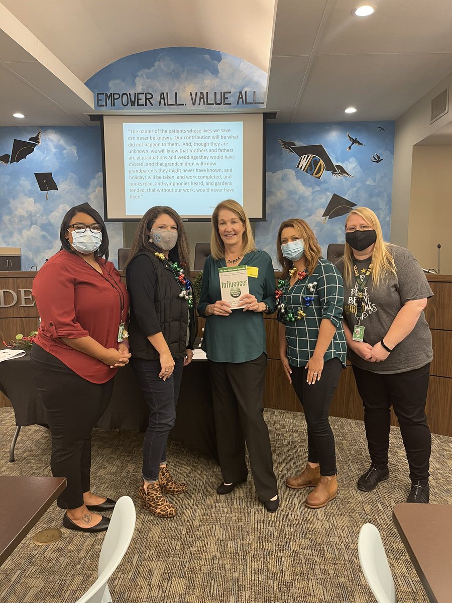 cvewisd's tweet photo. Learning, growing and training! #WeareWacoISD @BJRangergirl  @Samanthacraytor https://t.co/r5urOmMMWR