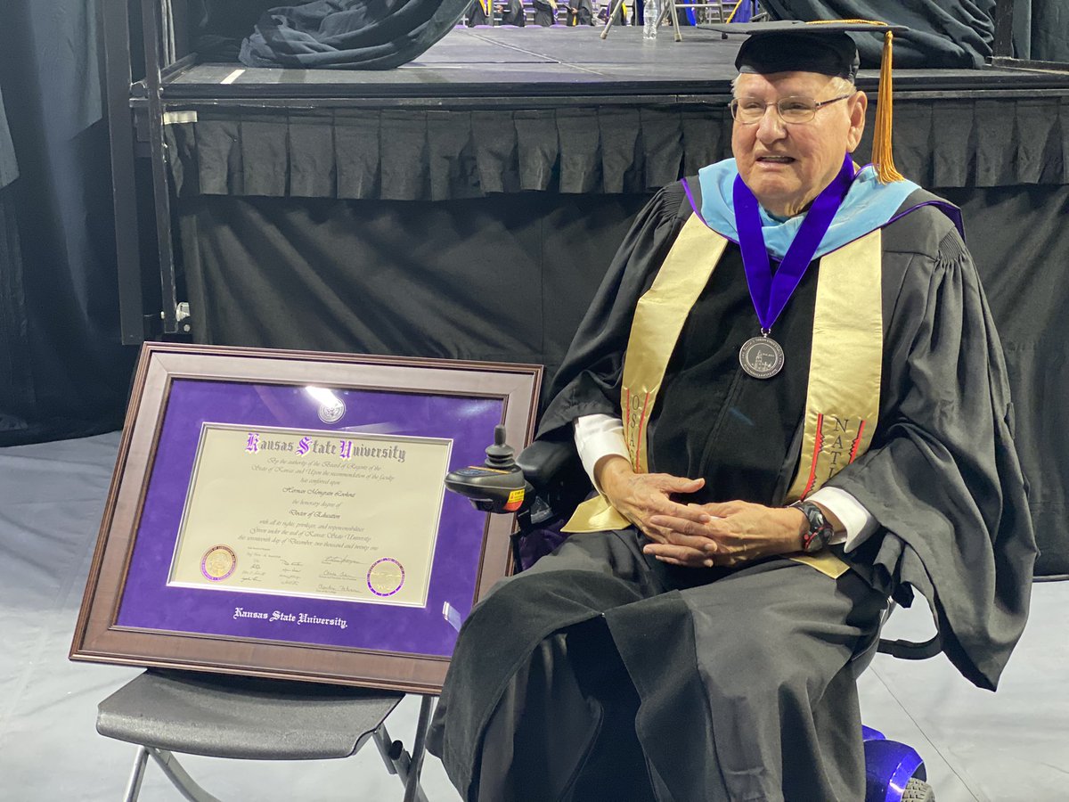 Congrats to <a href="/KState/">K-State</a> honorary doctorate recipient Uncle Mog (ahem, DR!) Lookout for his work revitalizing the Osage Language! He was nominated by the <a href="/KSUCollegeofEd/">K-State College of Ed</a> #𐓷𐓘𐓻𐓘𐓻𐓟 #osage #edcats