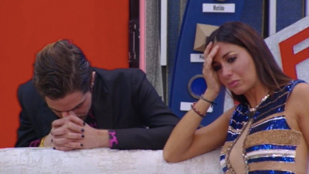 _angelamarras's tweet photo. qui per dire che io c’ero.
 #GFVIP https://t.co/X6cYoWqIFW