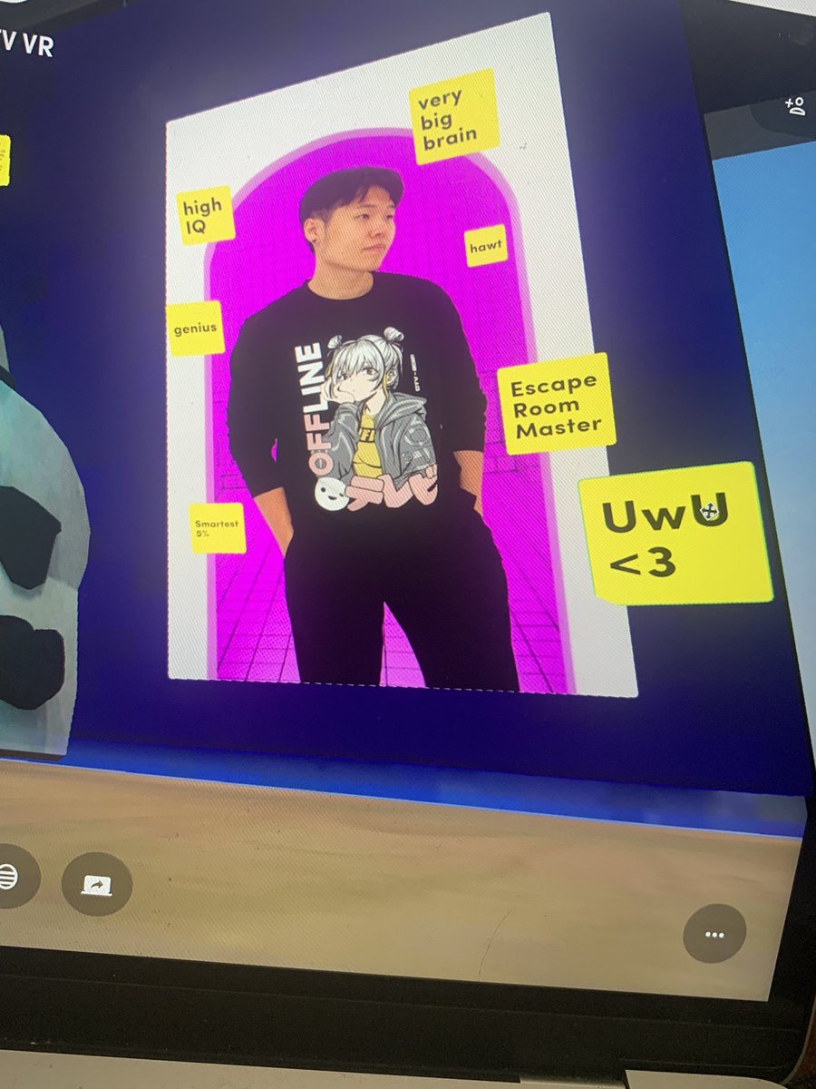 CamCaterio's tweet photo. Made a Toast shrine in a #OTVVR room :) @DisguisedToast @OfflineTV https://t.co/M4JSbzgX7L