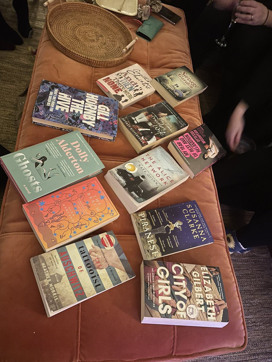 Christmas book club with secret book exchange!!