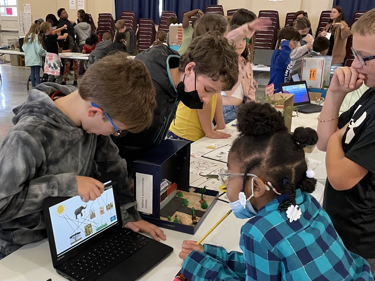 GastonCindy's tweet photo. 4th grade Ecosystem museum had Ss teaching about energy, food webs, and threats…with visitors from other grades assessing and giving feedback. Amazing learning happening! #JoyatSchool #PaideiaLearning #CSLA_STEM @WeAreCSLA @kngodbout https://t.co/gs24w4tzNk