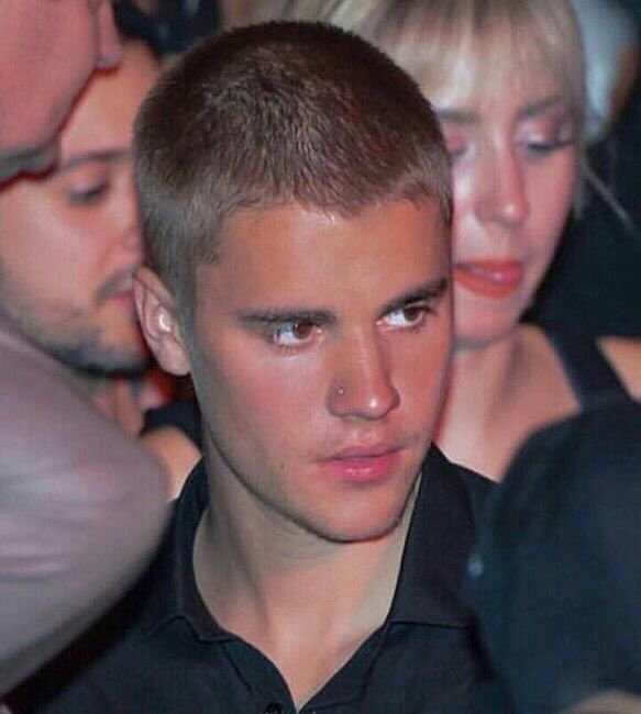 offmypurposee's tweet photo. OMGGG!! JUSTIN BIEBER BREAKING HIS OWN RECORD IS SUCH A SERVE ✨
SO PROUD OF YOU @justinbieber ! https://t.co/dPbIxK6eaJ