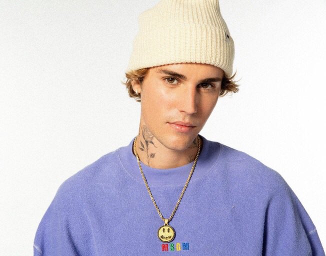 offmypurposee's tweet photo. OMGGG!! JUSTIN BIEBER BREAKING HIS OWN RECORD IS SUCH A SERVE ✨
SO PROUD OF YOU @justinbieber ! https://t.co/dPbIxK6eaJ