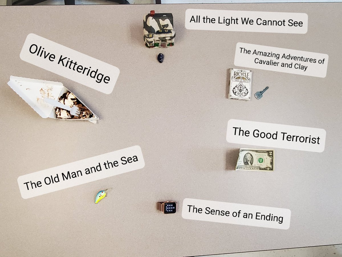 MissMillerAP's tweet photo. One of my favorite days in #TigerAPLit: "Show and tell" with significant objects from our independent reads. A couple people missing, but really great presentations from those who were here. https://t.co/TWK74pcMF0