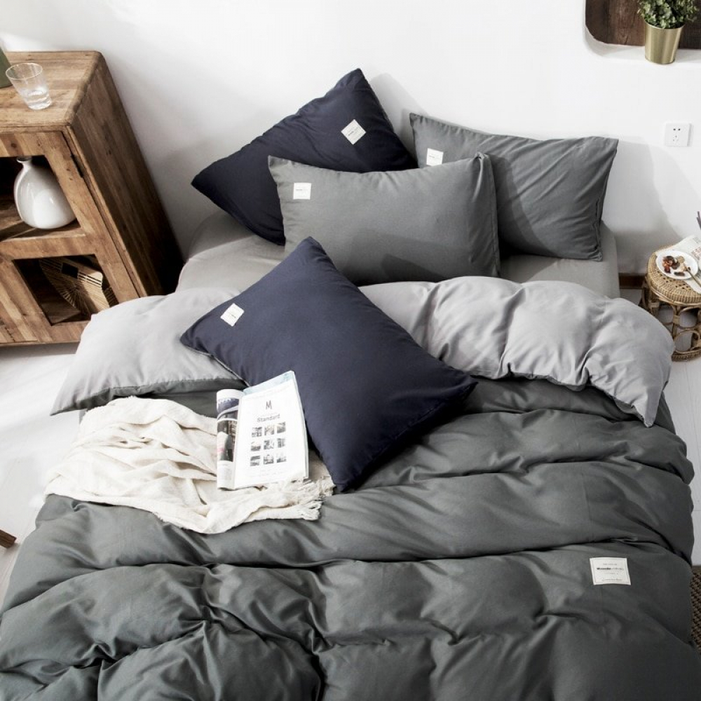 floweryhomes's tweet photo. Classic Bedding 4 pcs Set
Use the code FLOWERYHOMES20 to get 20% off. 
Free International Shipping.
 #homedecor #totallyglamdecor #homedesign #interiordecor #luxury #newhome #lighting #homeinspo #living #designideas #bed #interior  
https://t.co/jMCrA1NFR1 https://t.co/SdrPsDn7Fc