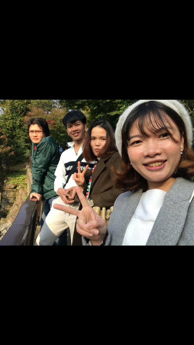 Follow lại giúp mình với nhé