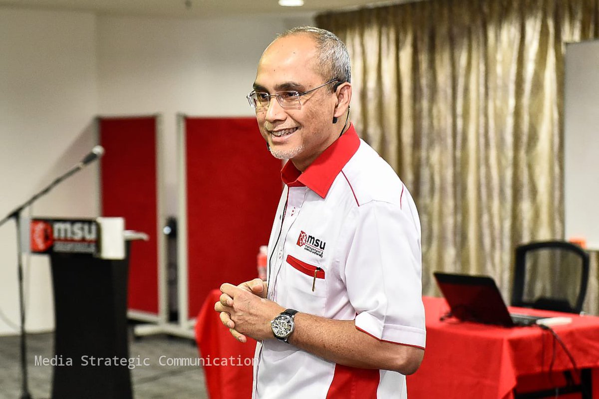 MohdShukriYajid's tweet photo. Delighted to officially welcome the new team of staff at @MSUMalaysia. Establishing shared purpose &amp; perspectives towards culture of excellence in the new competitive working world as we strive for #transforminglives &amp; #enrichingfuture. All the best of everyone! @MSUcollege https://t.co/bH2v4tszeE