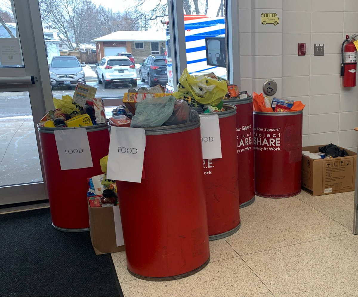 RVRedhawks's tweet photo. What an amazing turnout for Project Share from our community! Families donated 854 lbs of food,  101 lbs of toys and $60 in cash donations for @ProjectSHARE_NF #RedhawkPride  @dsbn https://t.co/dWIo4Z2rzp