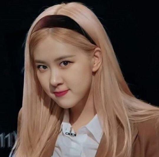 HoaTong12's tweet photo. Ngày cuối rồi, cố lên nhé mn
I VOTE #MAMAVOTE #rosé https://t.co/3LhDMsEkyR
