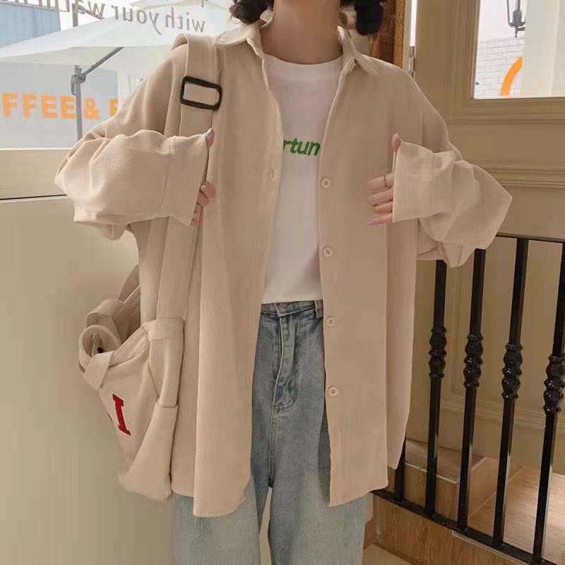 baranggcewe's tweet photo. kemeja oversize corduroy 

cakep banget warnanya bisa buat outer, auto trend stylish! murah dan gak panas! 🥳

https://t.co/7vtAdNBoBL
75k https://t.co/PFgtalnjuk