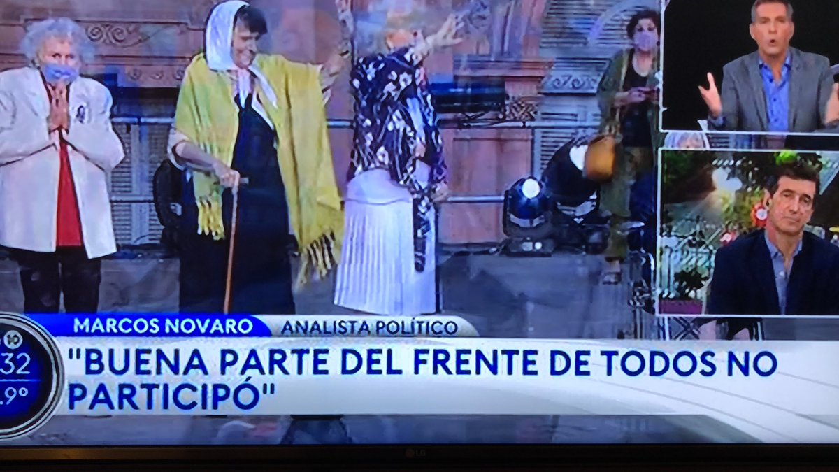 Rebeca045482526's tweet photo. @todonoticias @fmercuriali Felicitaciones 👏👏👏👏 ni pagando pueden llenar #QueSeVayanTodos https://t.co/r6irkHfRZj