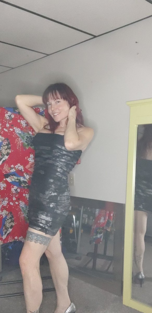 CollectorCream's tweet photo. Who wants to stay in?🔥

#hotmilf #bimbofication #wifey #milf #lbd #femmefatale #fitmom #fitgirl #gains #bombshell #sexydresses #nerdgirl #alternativegirl #tattooedmilf #tattooedwomen #stepmom #redhair #thirsty #friday #fridayvibes #fridaynight #fridaymood #fit #dsl #egirl #sexy https://t.co/2VybhmTDZh