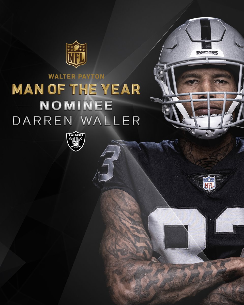 Raiders's tweet photo. Always giving back. 

RT to submit a vote for @Rackkwall83 to become the Walter Payton Man of the Year! 🙌 

#WPMOYChallenge | @Rackkwall83 | @Nationwide https://t.co/uOGVfJYB1O