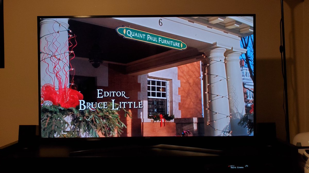 MikeyGreiff's tweet photo. Ok. We all agree that "Quaint Paul Furniture" is @paulscheer 's new name, right? @HDTGM #snowmance https://t.co/Pn4E0OIuSc