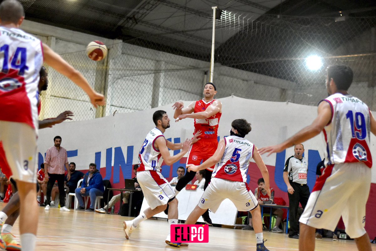 #DTA I 👉🏻 Resultado del primer tiempo entre <a href="/CDAlbatros1941/">Club D. Albatros</a>  33 - 39 <a href="/cawelcomeuy/">Club Atlético Welcome</a> 🏀👇🏻.

<a href="/5x5_basket/">5x5 Basket</a> <a href="/basketuniversal/">Básquetbol Universal</a>

𝑺𝒐𝒎𝒐𝒔 𝒊𝒎𝒂𝒈𝒆𝒏, 𝒔𝒐𝒎𝒐𝒔 𝒅𝒆𝒑𝒐𝒓𝒕𝒆. 📸