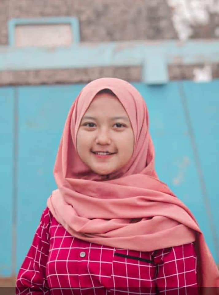mdariusdah's tweet photo. Twitter do your magic!

Telah meninggalkan rumah sejak 5 bulan yang lalu. 

Mohon bantuannya tweeps, untuk menginformasikannya pada kedua Orangtua-nya jika melihat keberadaannya. 
Bantu eRTe juga yaa...

😊😊🙏🙏 https://t.co/Rh6mgGzWBu