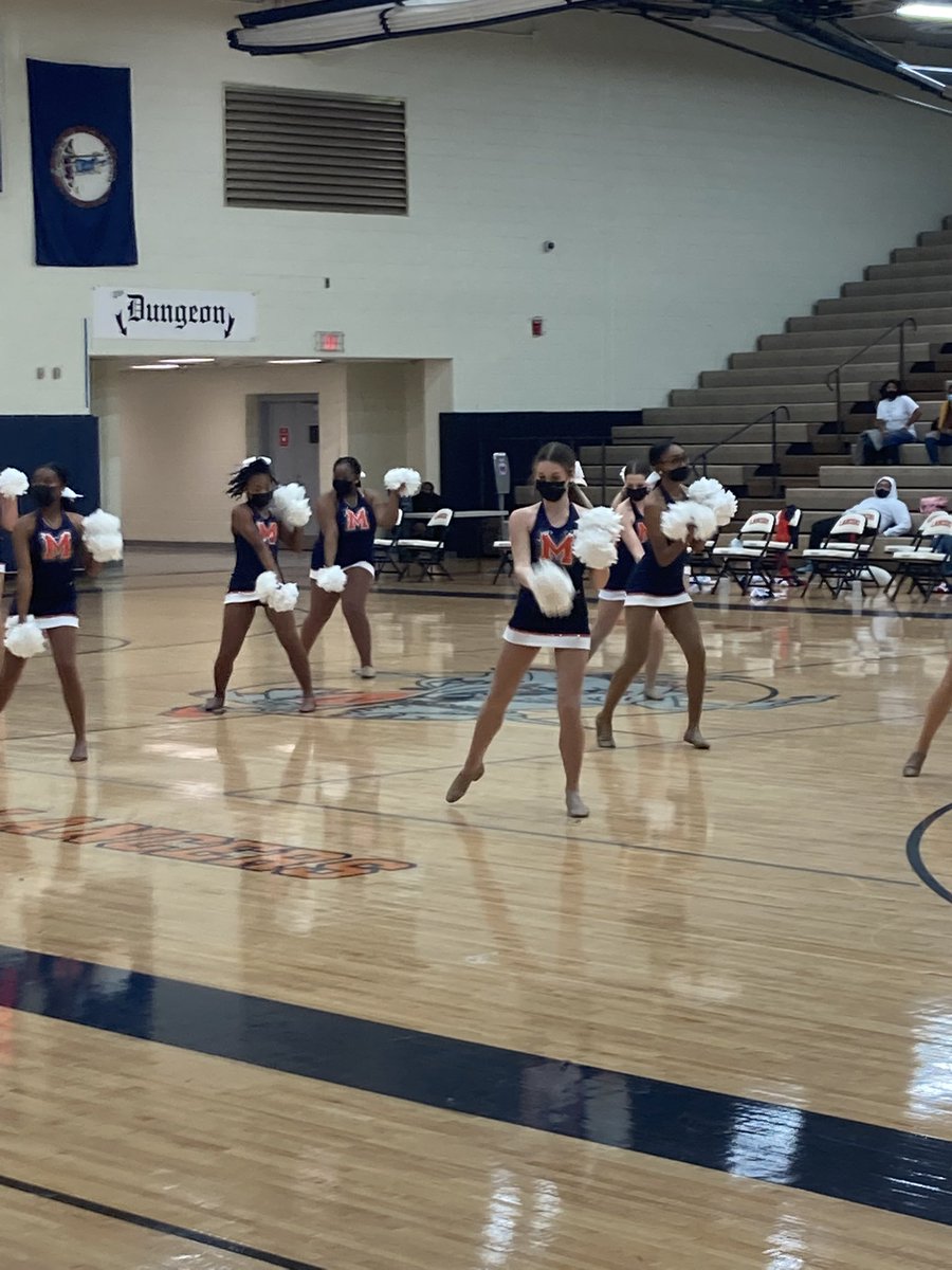 Lancer Dancers entertainment for halftime!! Great job Girls!!