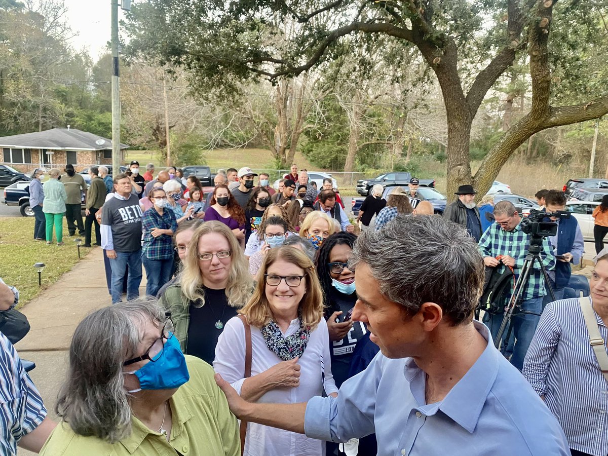 BetoORourke's tweet photo. Marshall, Texas!! https://t.co/2k4JhvNVnV