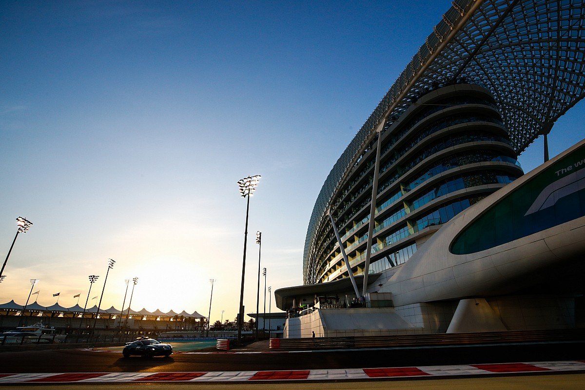 vivof1's tweet photo. #F1 🇦🇪 #AbuDhabiGP ⏱️ Sábado

⏰Horarios y TV 📺

P3 / Clasifica

🇦🇷 🇨🇱 🇺🇾 🇵🇾 > 07:00 / 10:00 am
🇧🇴 🇻🇪 🇵🇷 > 06:00 / 09:00
🇪🇨 🇵🇪 🇨🇴 🇵🇦> 05:00 / 08:00
🇲🇽 🇸🇻 🇳🇮 🇭🇳 🇬🇹> 04:00 / 07:00

En Vivo x ESPN 2

#F1xESPN (🇲🇽 por #FOX3 y 🇨🇱 #ESPN4)

Vivo sin cortes x #StarAction o #StarPlusLA https://t.co/K7YroTfisP