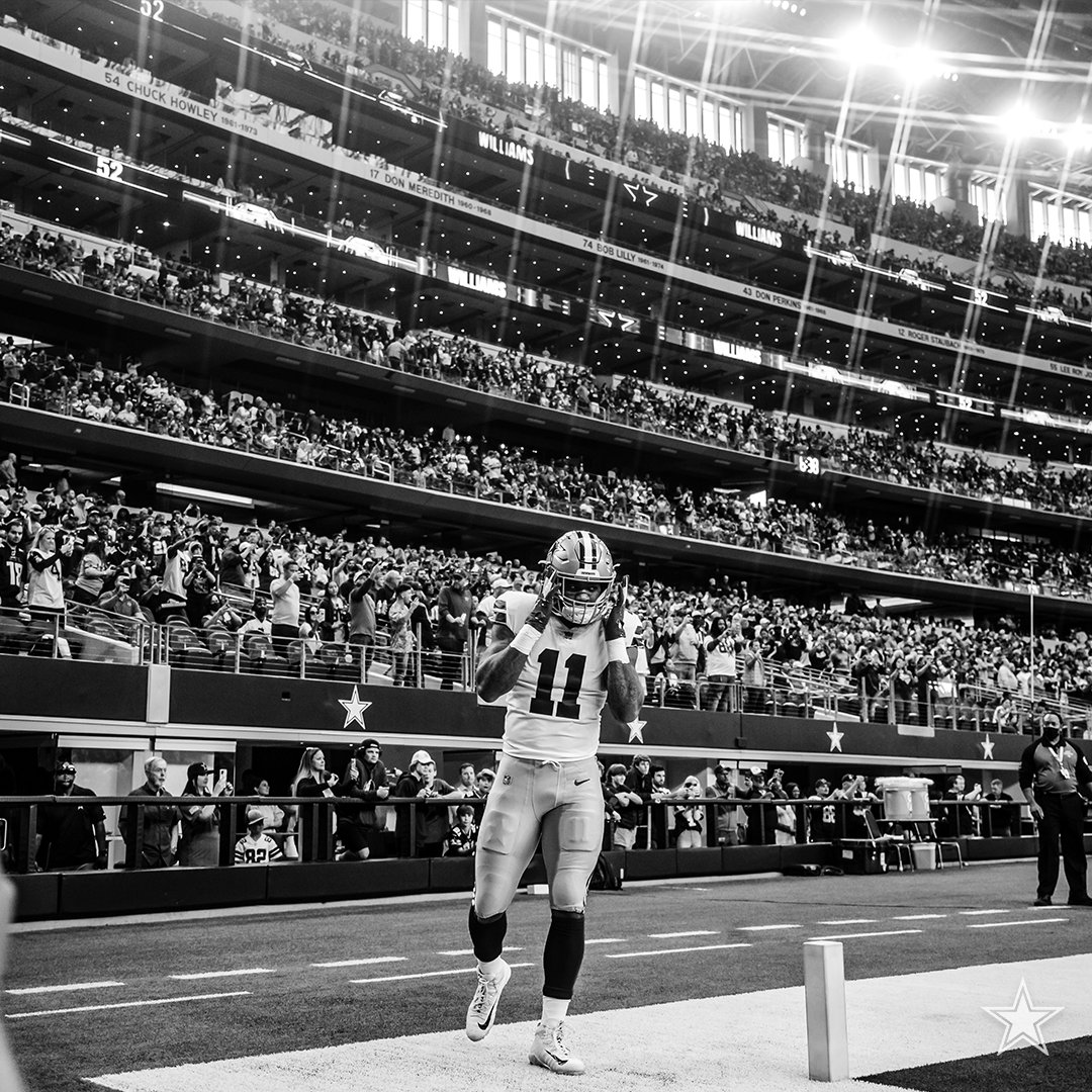 PFF's tweet photo. Micah Parsons is (+2200) to win defensive player of the year 👀

💰: @DraftKings https://t.co/hY34pHeg3A