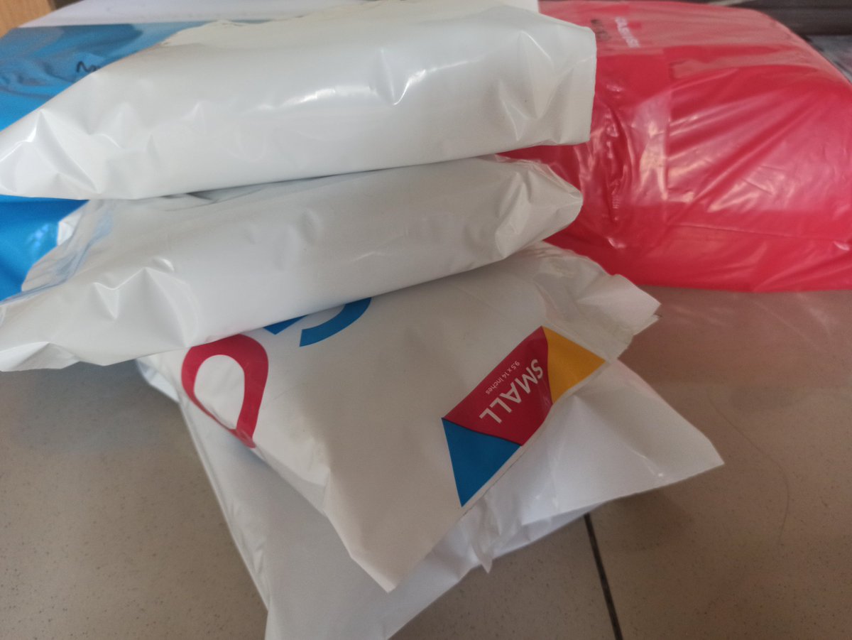 143cart's tweet photo. #beeuds

for pickup today and there are also some scheduled tom... after that i will resume shipping out items by 18th, thank you. again will prio orders with albums https://t.co/mlglPXTMlf