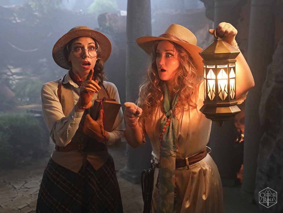 Laura Bailey tweet media