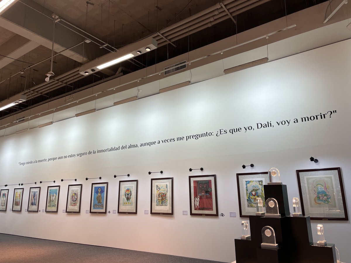 galindorosaye's tweet photo. Me encanto la frase que escribió Dalí en el museo, vale la pena visitarlo antes de que lo quiten https://t.co/Wz7kF3ap1D