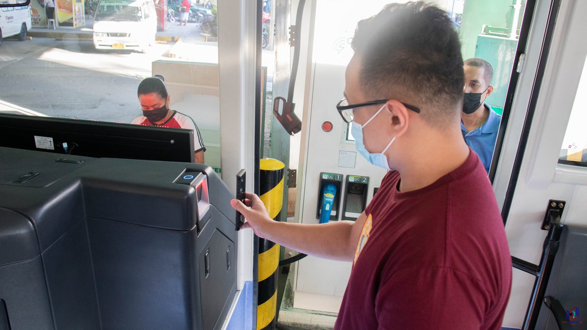 valenzuelacity's tweet photo. Experience the #COMET! It's safe, clean, comfortable, wifi-enabled, PWD-friendly, and uses a cashless payment system!
Download the #GETPass app today and join the Triple K Organization to get your free 1,000 points. Free rides for the whole month of December! https://t.co/Xq7GaijdIE