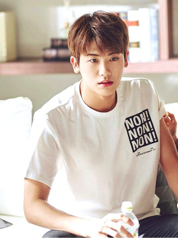saintlysola's tweet photo. Ahn Min Hyuk was such a boyfie material in 2017
but DAMN...Jung Yi Hyun is such a husband material in 2021

I love how Park Hyung Sik changed and matured, appearance-wise and acting-wise🥰 He will constantly be an actor on top of my list #HappinessEp12 https://t.co/f8zPTXoPTg
