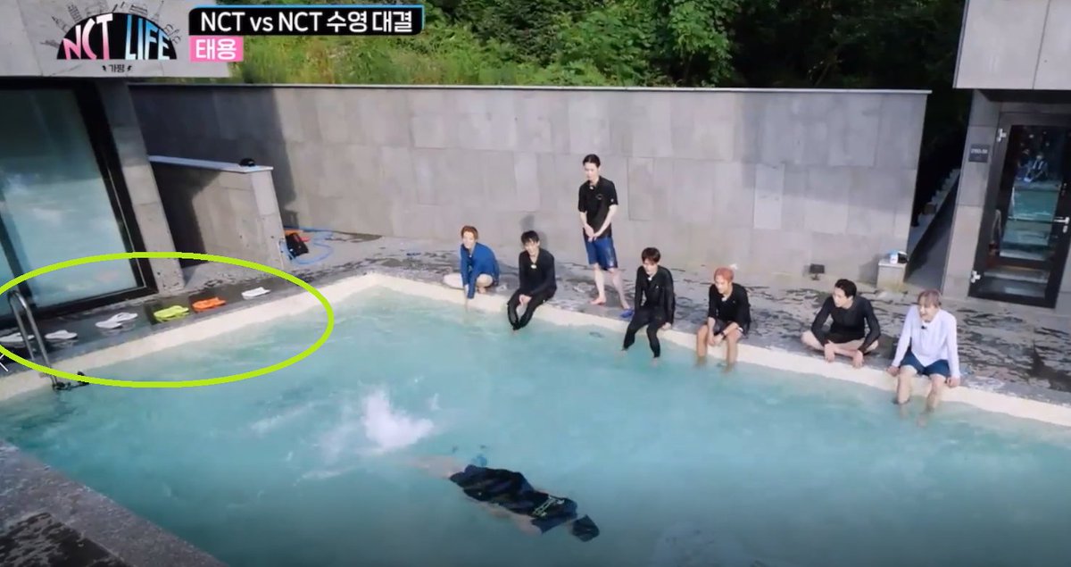 shiningmoon127's tweet photo. Watched Analog Trip and found this sooo endearing🥺 127 with their uniform crocs and flip flops (in NCT Life) 😭 if you look closely, you'll see little nct 127 jibbitz on all of them 😭😭 
I’m voting NCT 127 for 2021 MAMA Worldwide Fans’ Choice! 
#MAMAVOTE   #nct127 https://t.co/zegVDwlt2t