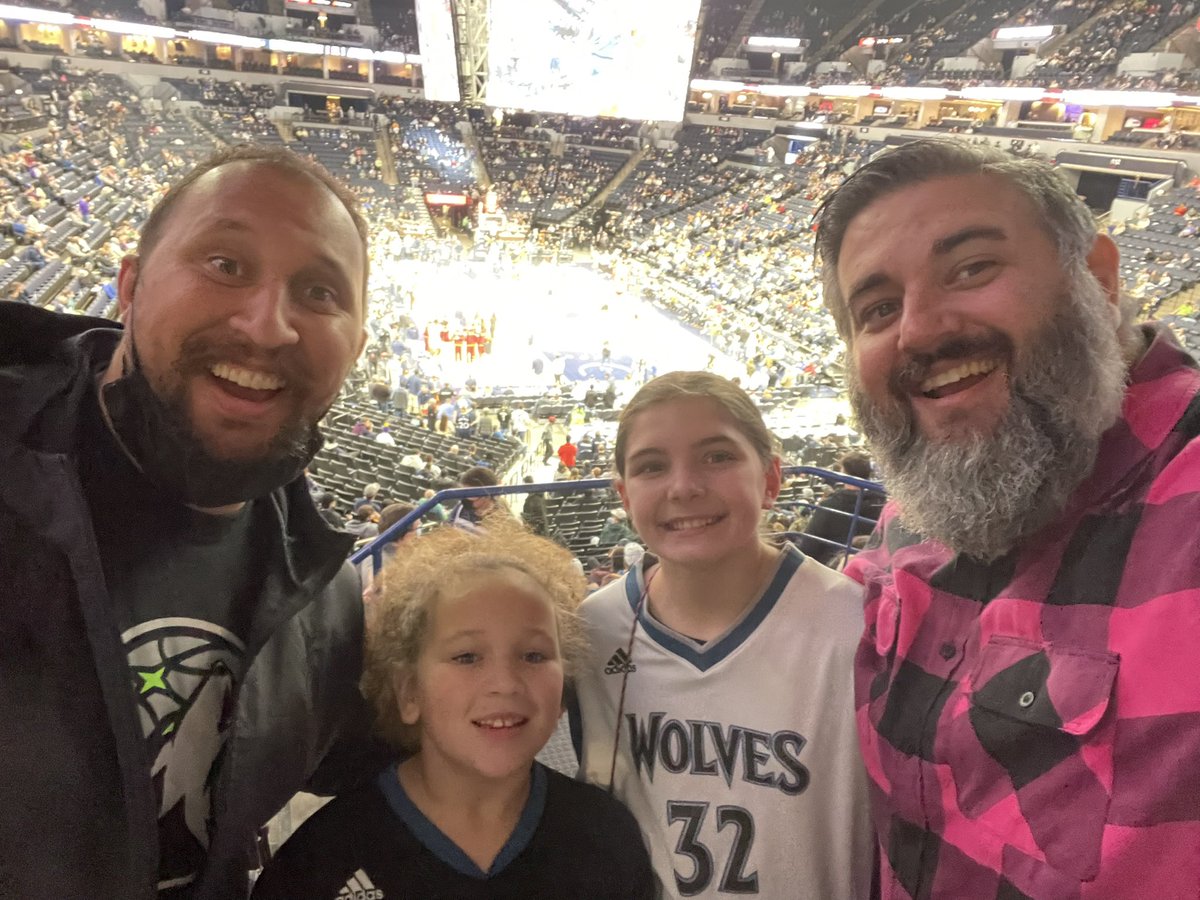 Daddy daughter double date at the #twolves #packpix