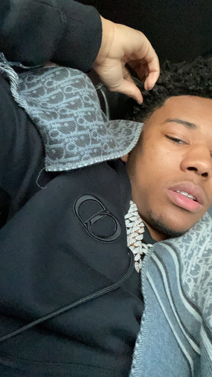 NardoWick's tweet image. She say “You ain’t shit” I said I know I might need laxative