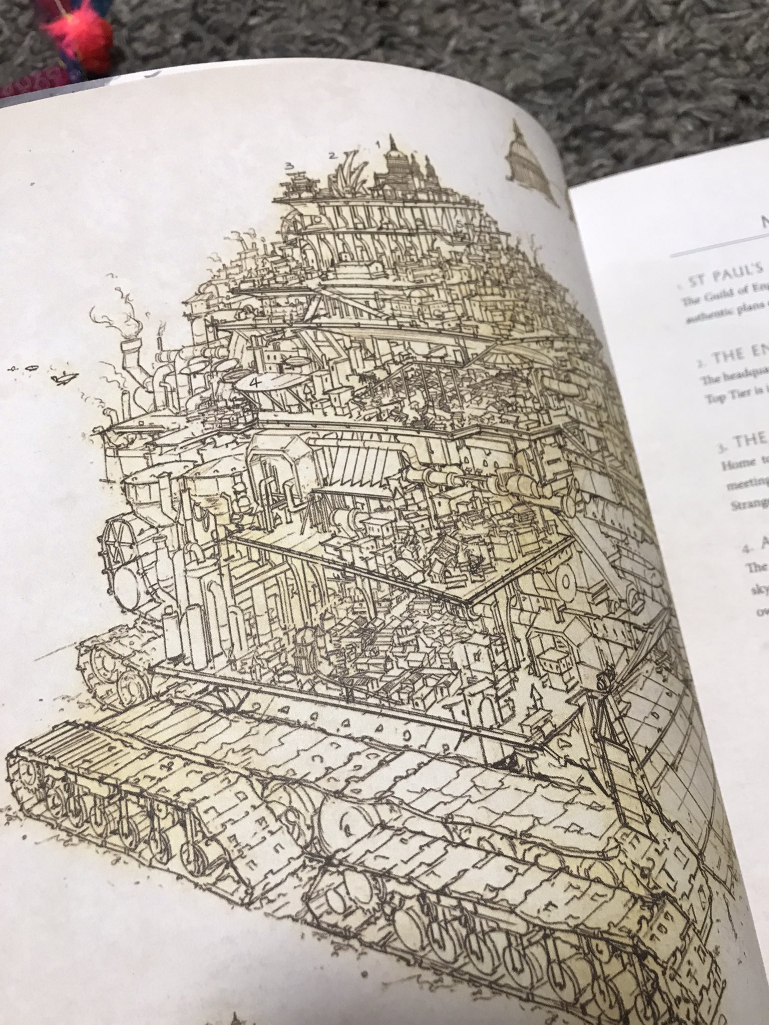 やん 6 11第14回すちーむぱんく研究会悩ましい夏コーデ編 モータルエンジンはスチームパンクなのか についての続き 原作 移動都市シリーズ のイラスト集 を入手してみたら表紙が歯車だし飛空艇かっこいいし ラピュタのイメージを持つ方にはそう見える