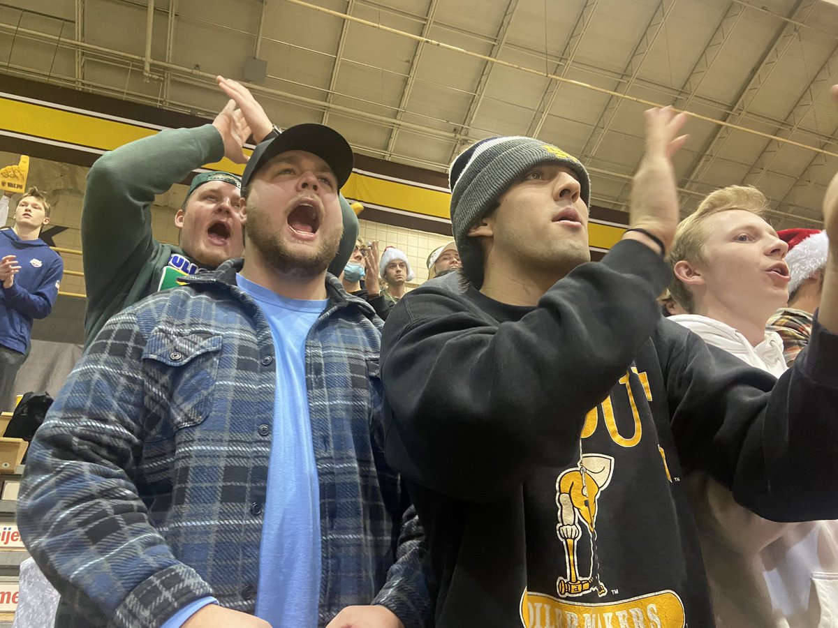 We 💛 <a href="/VU_VB/">Valpo Volleyball</a>