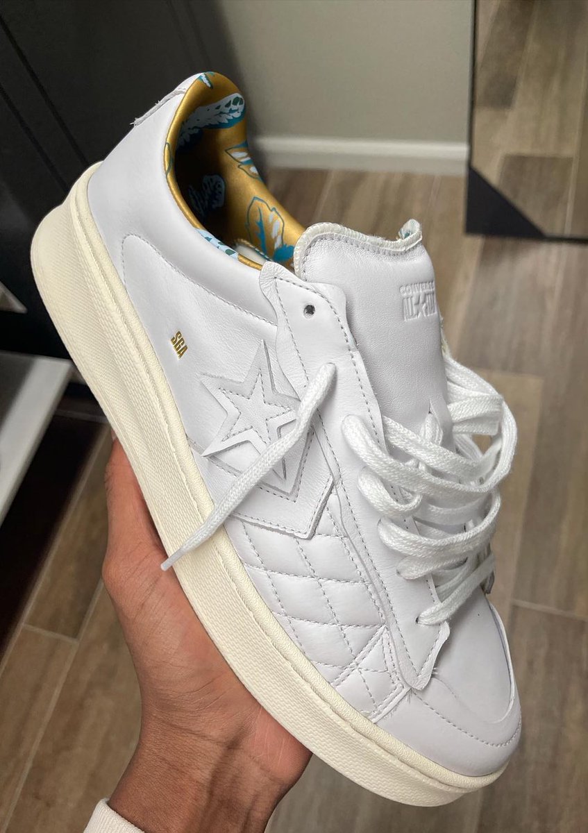 shai converse pro leather