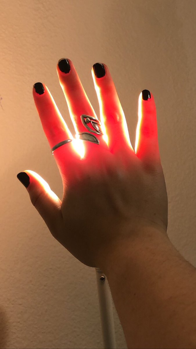 I think there should be more ATLA fanart where the light from the fire bleeds through the firebenders hands like strong light does