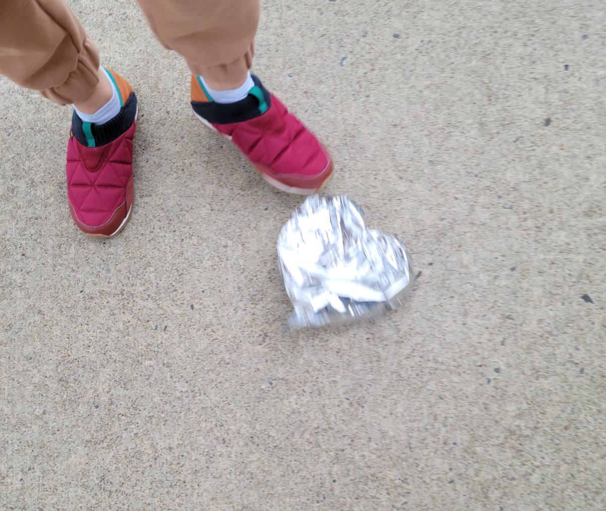 Balloon Pollution tweet media